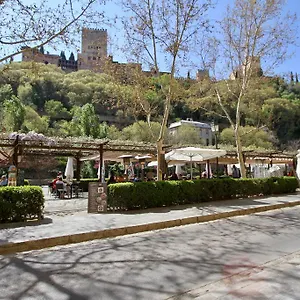 Inside Paseo De Los Tristes Lejlighed